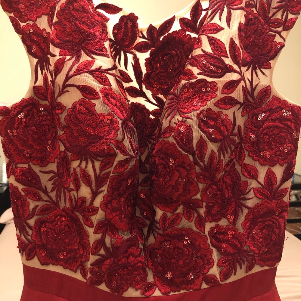 Sheri hill size 6 dress
